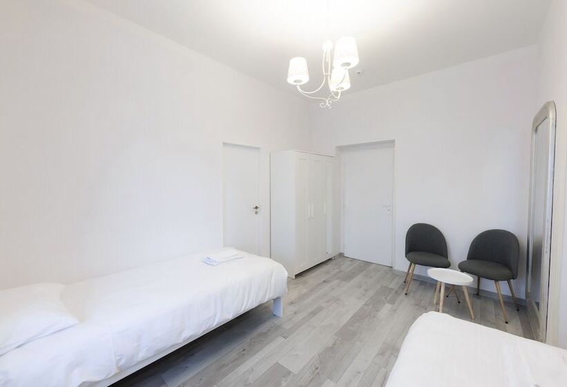 پانسیون Penzion La Route