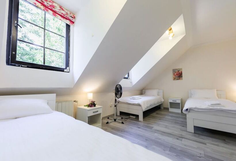 پانسیون Penzion La Route