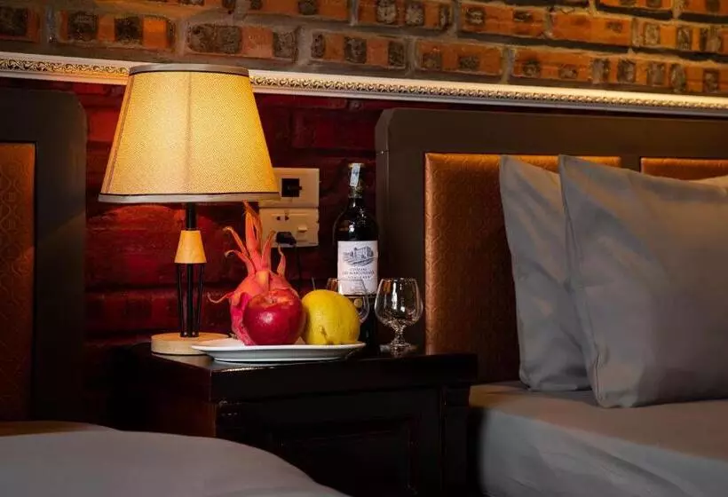 تختخواب و صبحانه Catba Spring Homestay