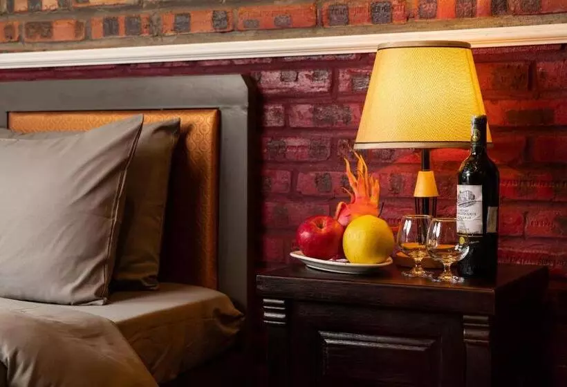 تختخواب و صبحانه Catba Spring Homestay