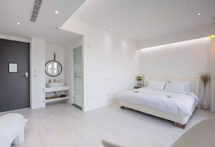 تختخواب و صبحانه Wms Villa
