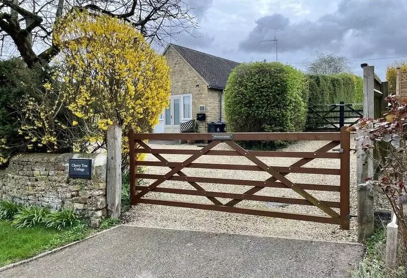 Cherry Tree Cottage