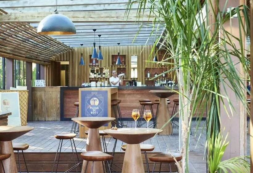 Hotel Azur Beach