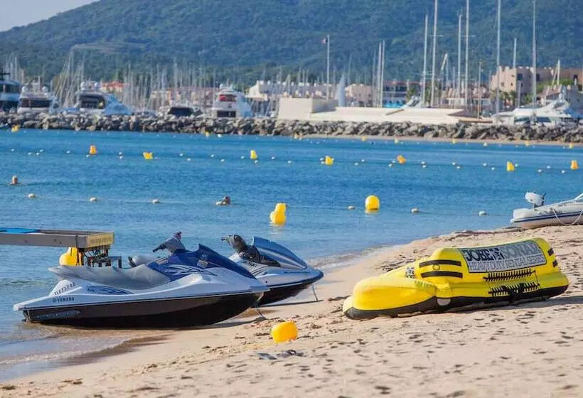 Hotel Azur Beach