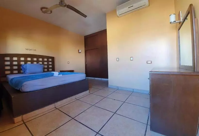 ホテル Colonos Los Cabos