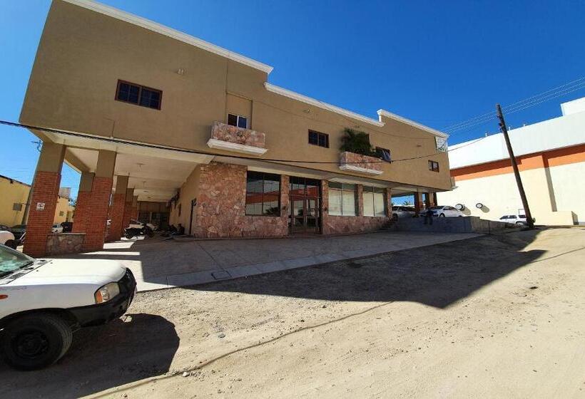 Hotelli Colonos Los Cabos