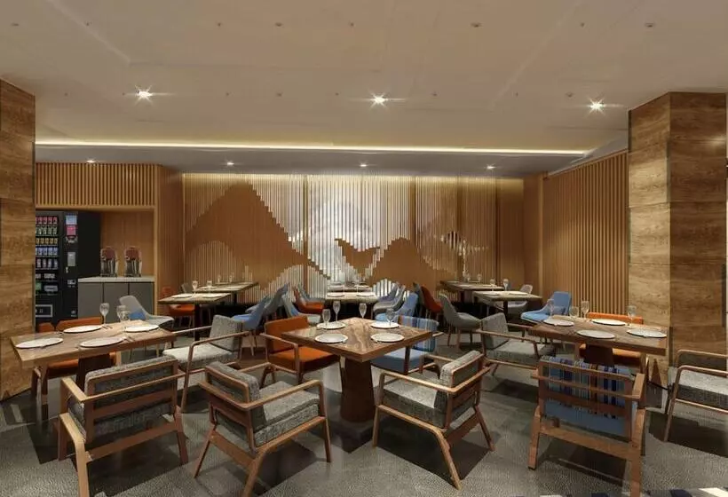 Hotelli Holiday Inn Express Jiuzhaigou,only 600 Meters To Jiuzhaigou Park, An Ihg