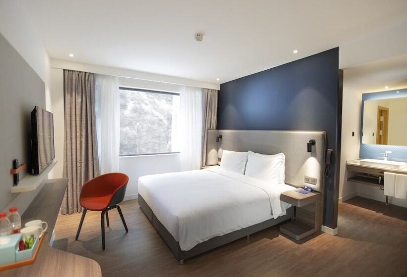 Hotel Holiday Inn Express Jiuzhaigou,only 600 Meters To Jiuzhaigou Park, An Ihg