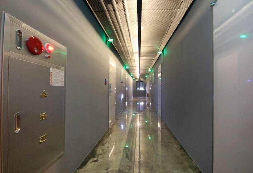 בית מלון כפרי Iksan Fourseason