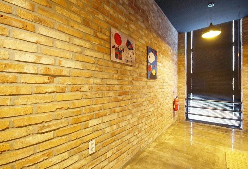 בית מלון כפרי Iksan Fourseason