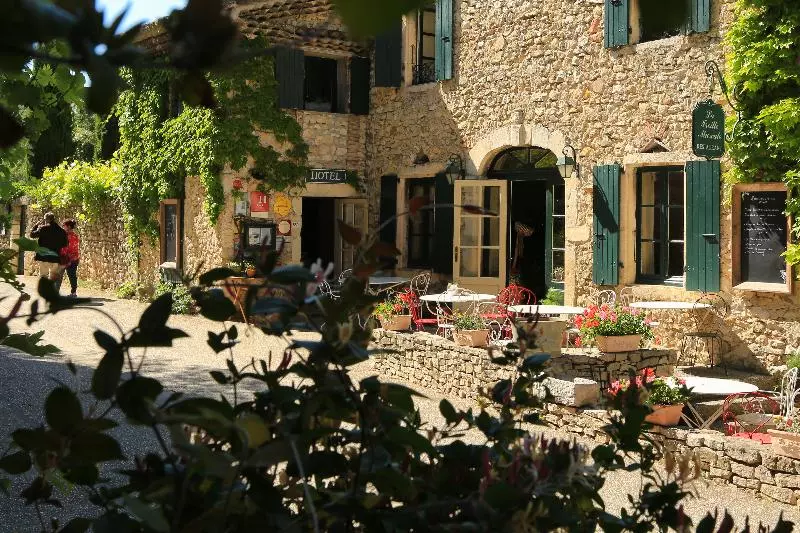 ホテル La Treille Muscate