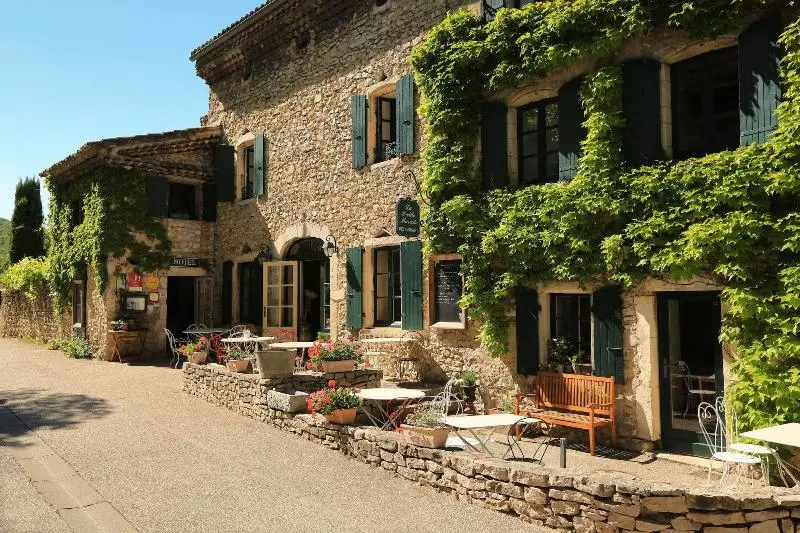 ホテル La Treille Muscate