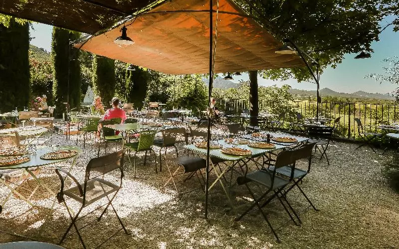 ホテル La Treille Muscate