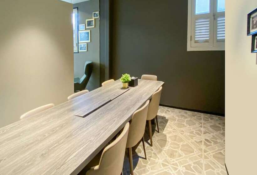 هتل St Signature Jalan Besar, Short Overnight, 13 Hours, 6pm 7am