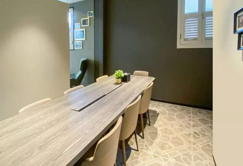 هتل St Signature Jalan Besar, Short Overnight, 13 Hours, 6pm 7am