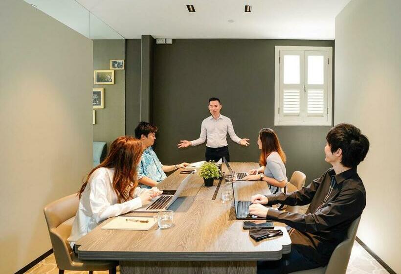 هتل St Signature Jalan Besar, Short Overnight, 13 Hours, 6pm 7am