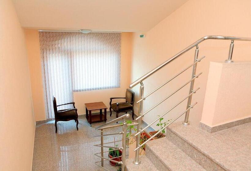 פנסיון къща за гости ваис