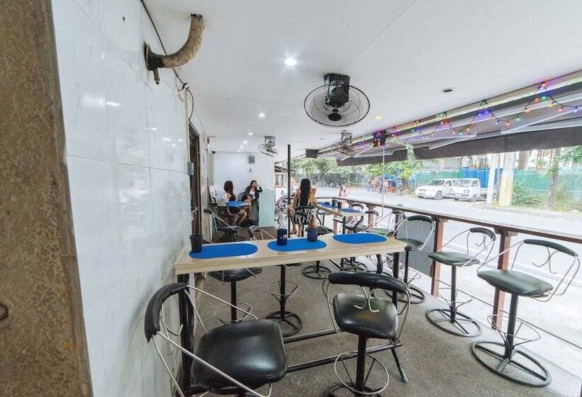 膳宿费 Reddoorz @ Clarkview 21st Street Angeles City