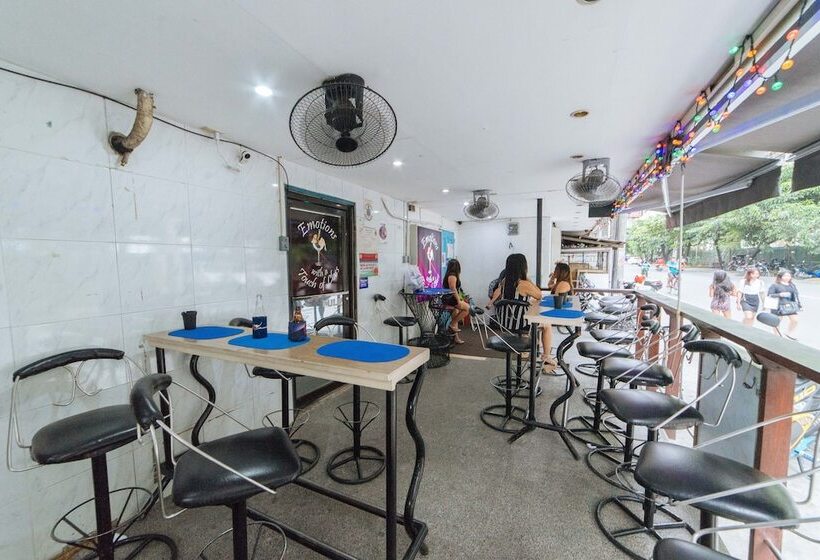 膳宿费 Reddoorz @ Clarkview 21st Street Angeles City