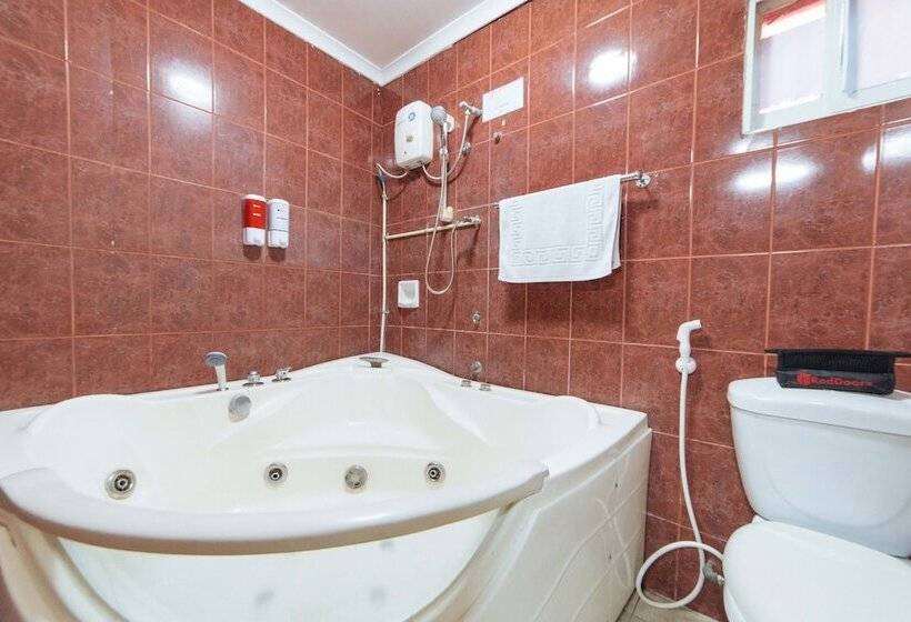 膳宿费 Reddoorz @ Clarkview 21st Street Angeles City