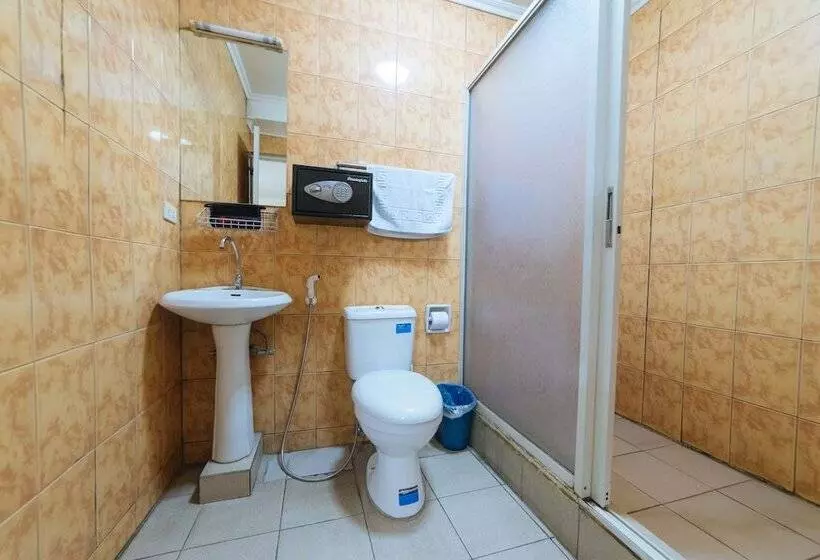 پانسیون Reddoorz @ Clarkview 21st Street Angeles City
