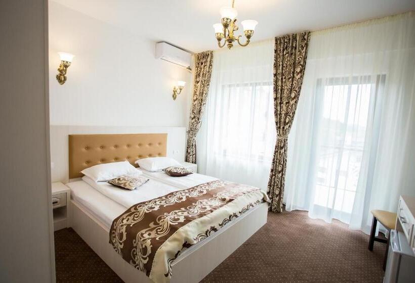 بنسيون Restaurant Ayan Piatra Neamt