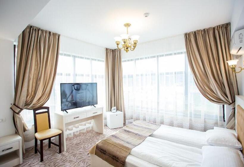 بنسيون Restaurant Ayan Piatra Neamt