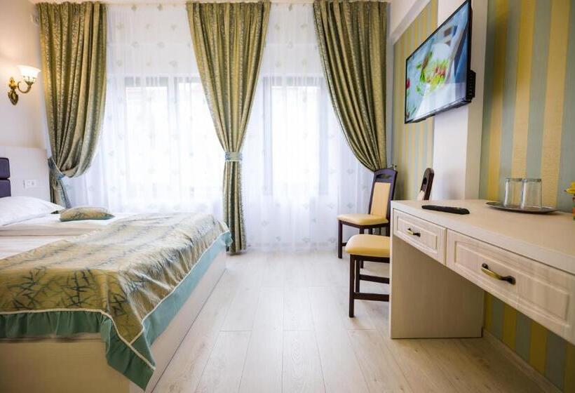 بنسيون Restaurant Ayan Piatra Neamt