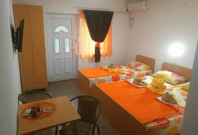 پانسیون Studio Isakovic Centar