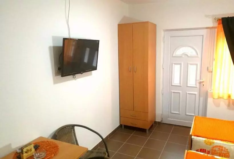 پانسیون Studio Isakovic Centar