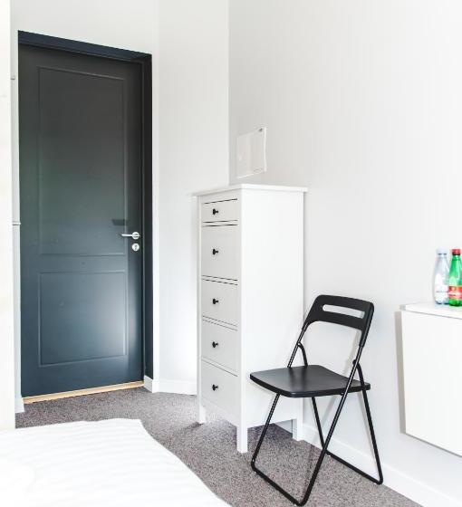 پانسیون The House