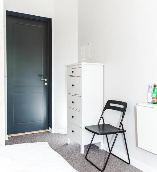 پانسیون The House