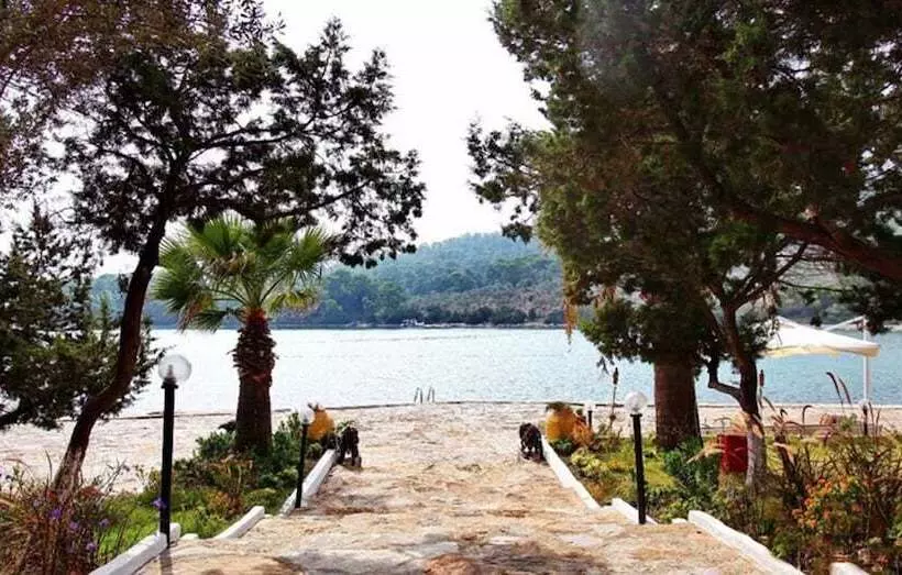 Vhillas Private Luxury Villa Leo