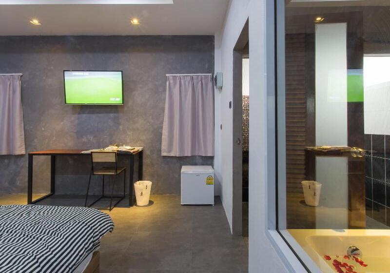 88 Fine Hotel @ Suratthani Airport