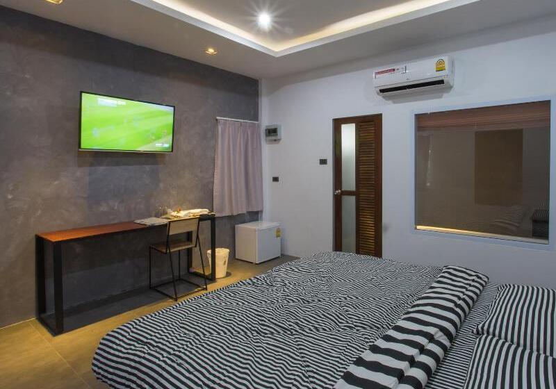 88 Fine Hotel @ Suratthani Airport