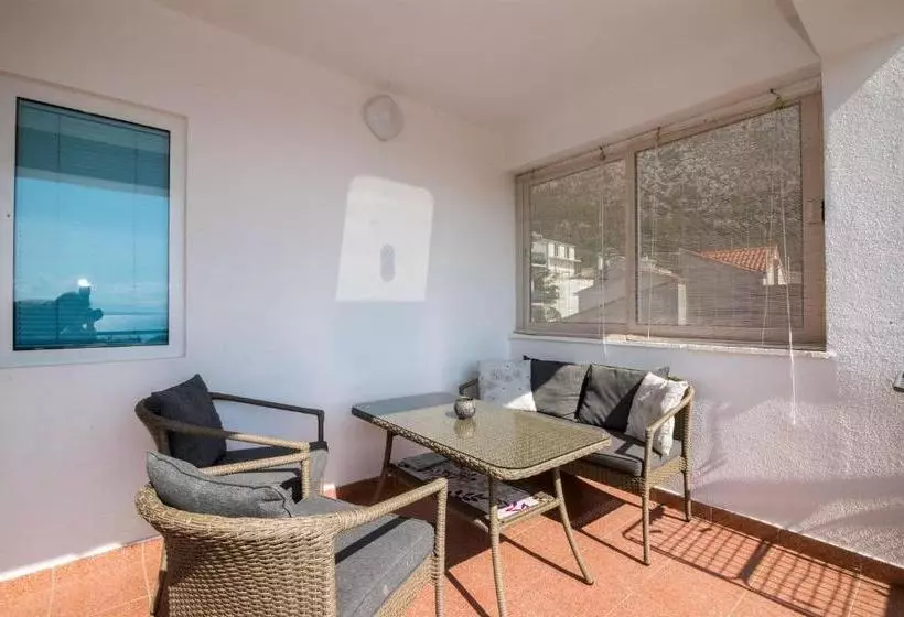 Apartments Tolj
