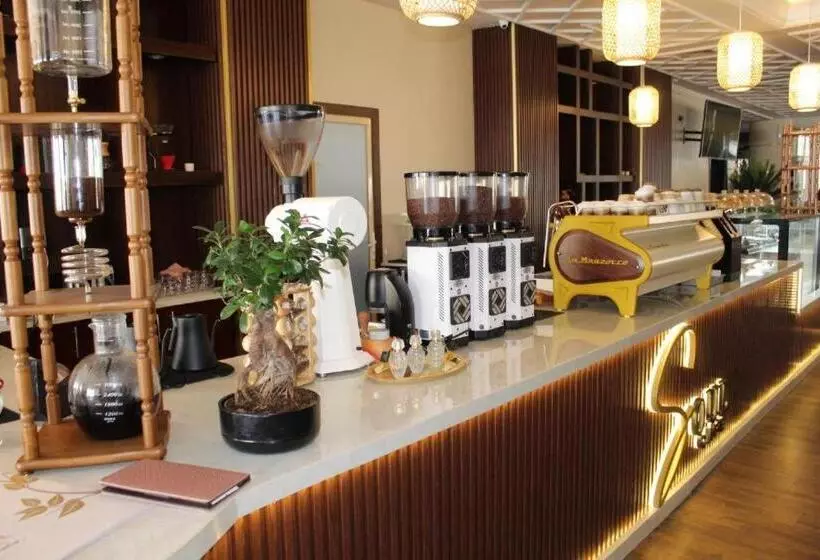 Hotelli Al Salam Grand