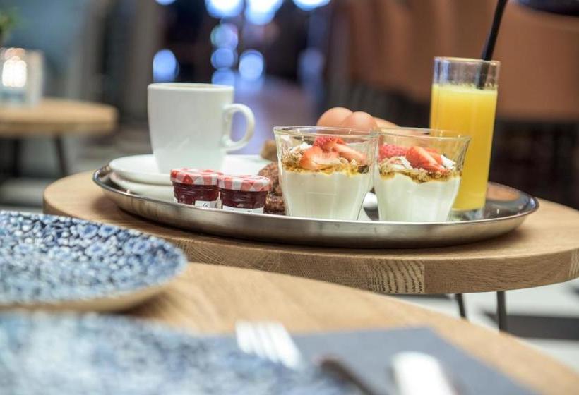 ホテル Brasserie De Huifkar