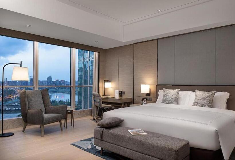 Отель Fraser Residence Chengdu