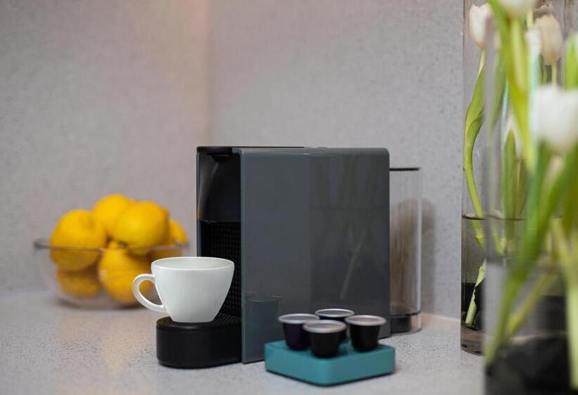 Отель Fraser Residence Chengdu