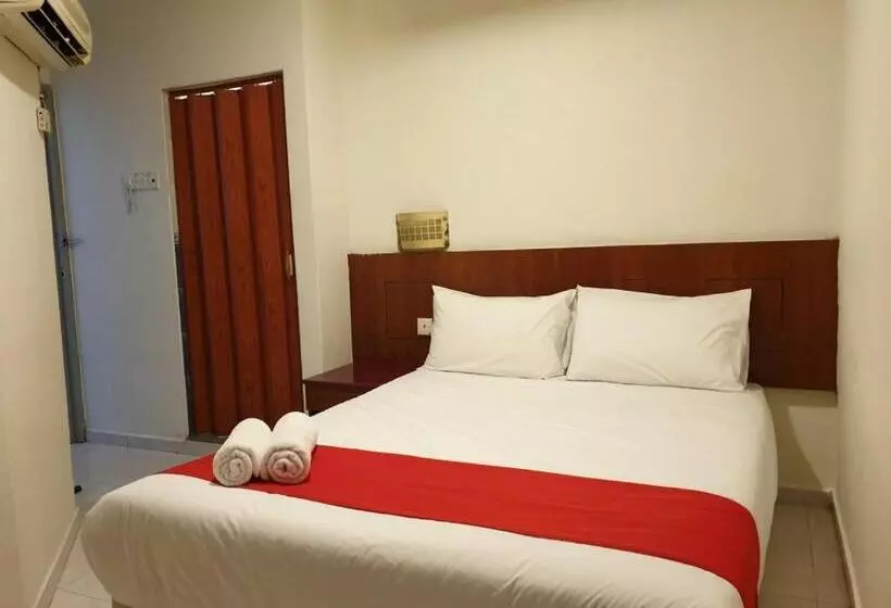 Fully Hotel Desa Tebrau