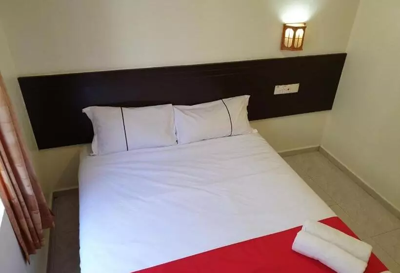 Fully Hotel Desa Tebrau