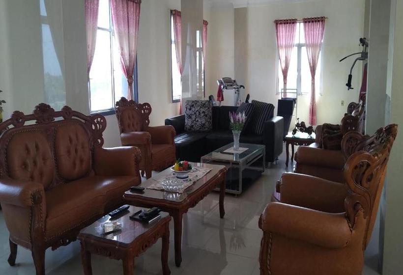 Отель Oyo 3278 Penginapan Alfajri