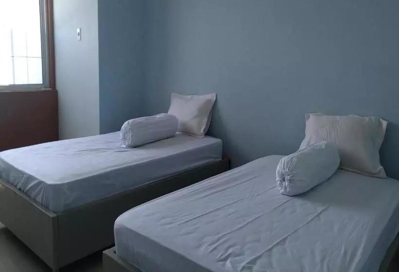 هتل Oyo 3278 Penginapan Alfajri