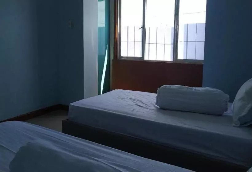 هتل Oyo 3278 Penginapan Alfajri