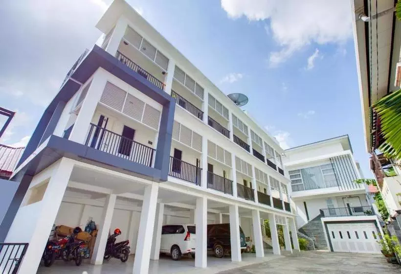 Hotelli Oyo 3279 Joy Residence