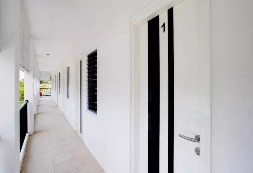 Hotelli Oyo 3279 Joy Residence