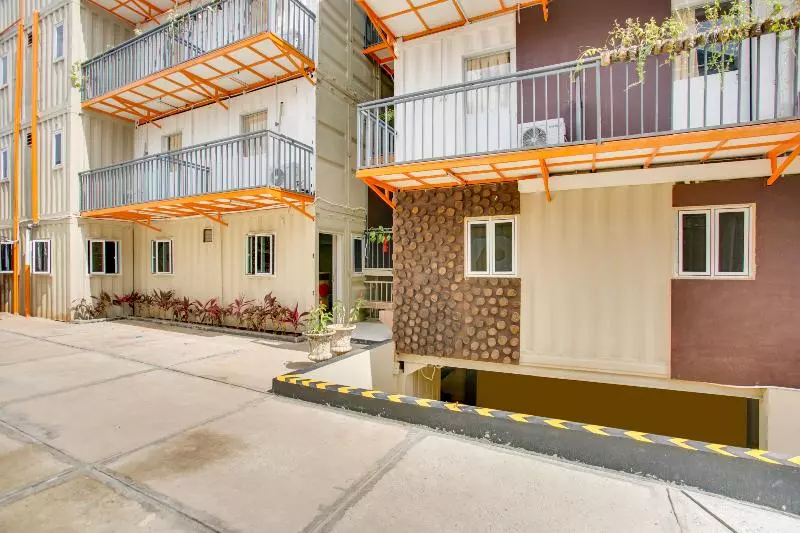 ホテル Capital O 3300 Nadjara Residence Syariah