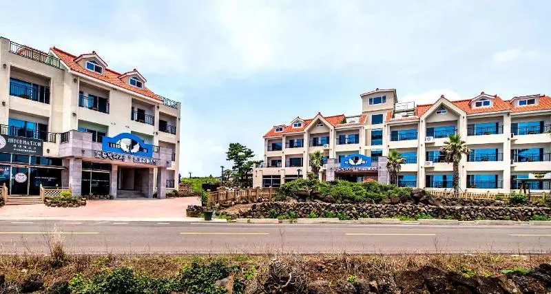 هتل Twobitnalae Resort