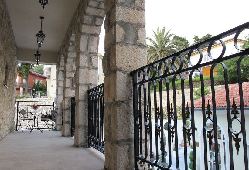 Integrated Hotel Arbia Margita